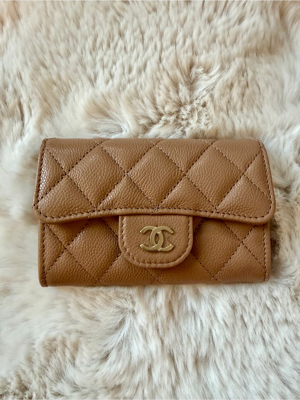 CHANEL 23B Dark Beige Caviar Flap Cardholder